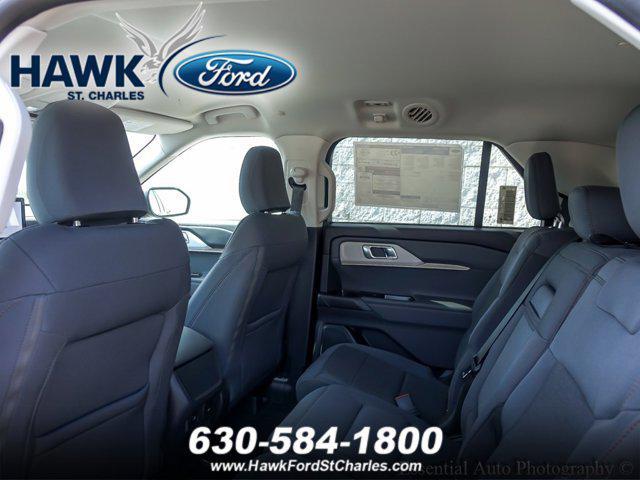 new 2025 Ford Explorer car, priced at $40,711