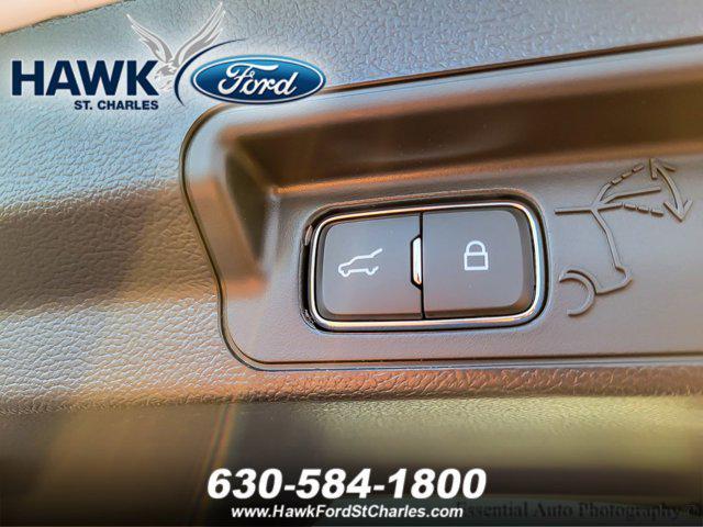 new 2025 Ford Explorer car