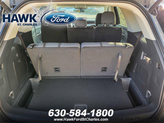 new 2025 Ford Explorer car, priced at $39,780