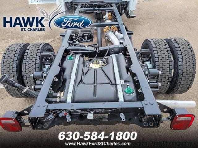 new 2025 Ford F-450 car, priced at $63,470