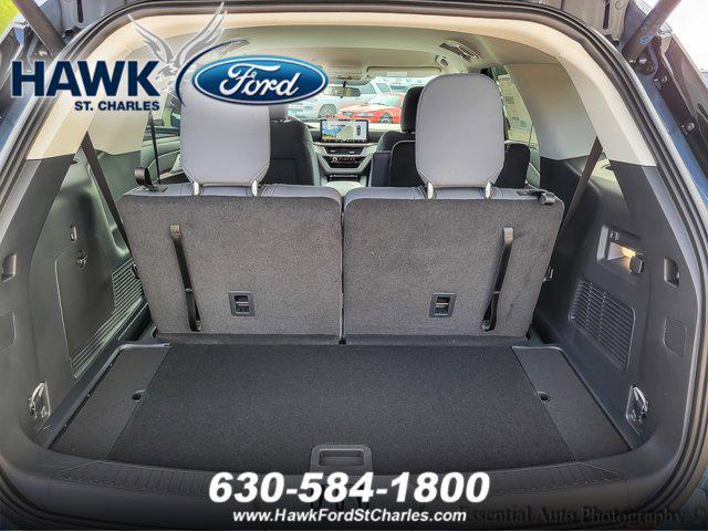 new 2025 Ford Explorer car, priced at $44,800