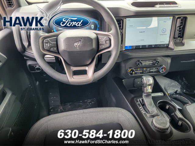 new 2025 Ford Bronco car, priced at $39,253