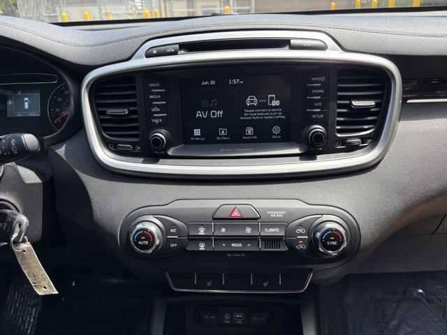 used 2018 Kia Sorento car, priced at $15,906
