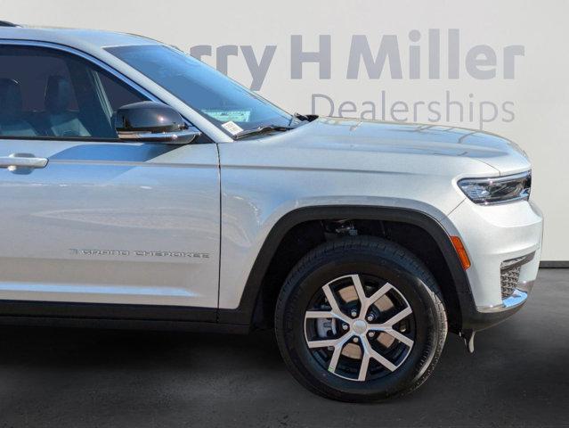 new 2025 Jeep Grand Cherokee L car, priced at $47,789