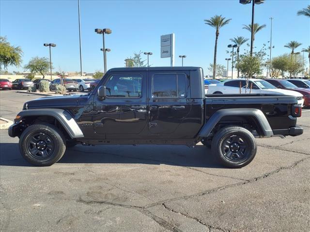 new 2024 Jeep Gladiator car, priced at $45,577