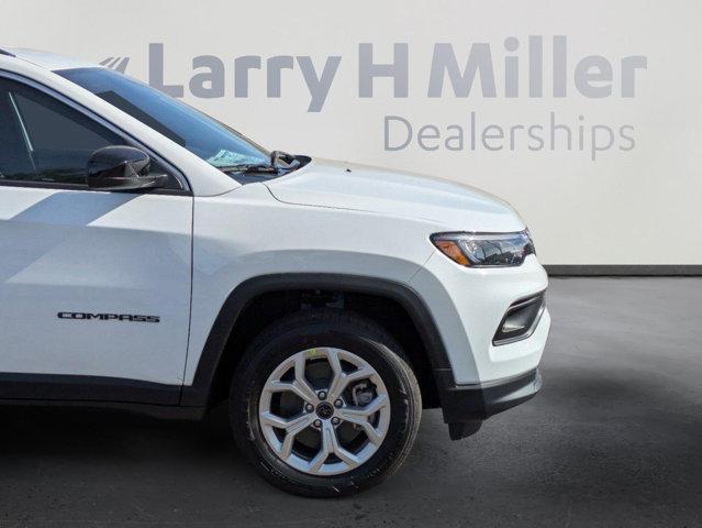 new 2025 Jeep Compass car, priced at $28,164