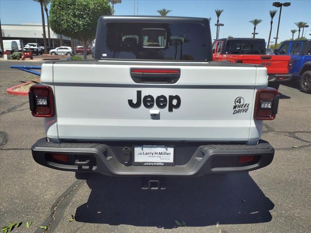 new 2024 Jeep Gladiator car, priced at $52,177