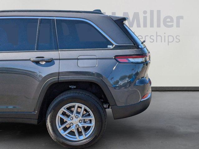 new 2025 Jeep Grand Cherokee car, priced at $39,025