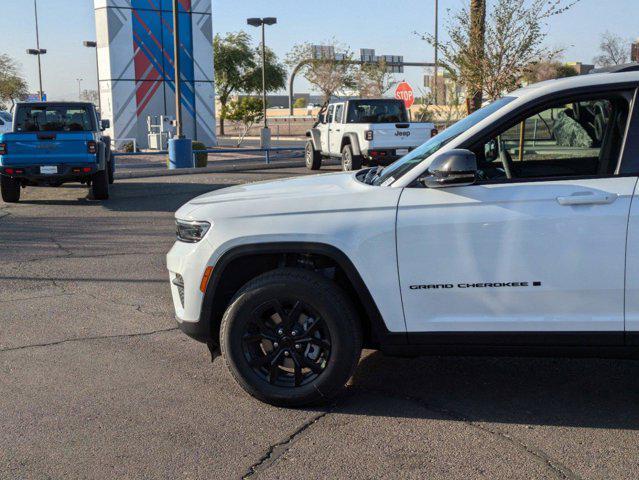 new 2025 Jeep Grand Cherokee car, priced at $44,263