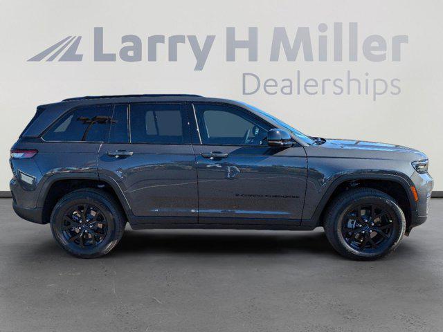 new 2025 Jeep Grand Cherokee car, priced at $47,525