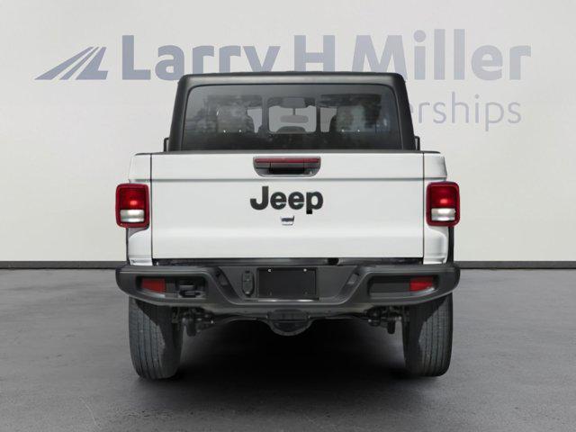 new 2025 Jeep Gladiator car, priced at $39,189