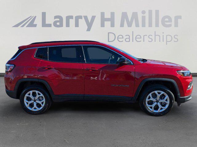 new 2025 Jeep Compass car, priced at $30,360