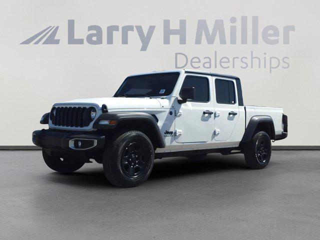 new 2024 Jeep Gladiator car, priced at $41,161