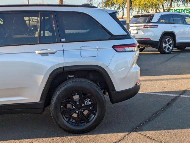 new 2025 Jeep Grand Cherokee car, priced at $45,799