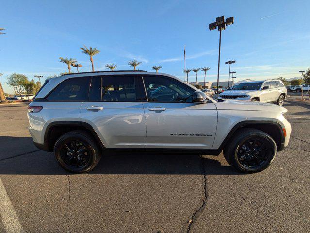 new 2025 Jeep Grand Cherokee car, priced at $45,799