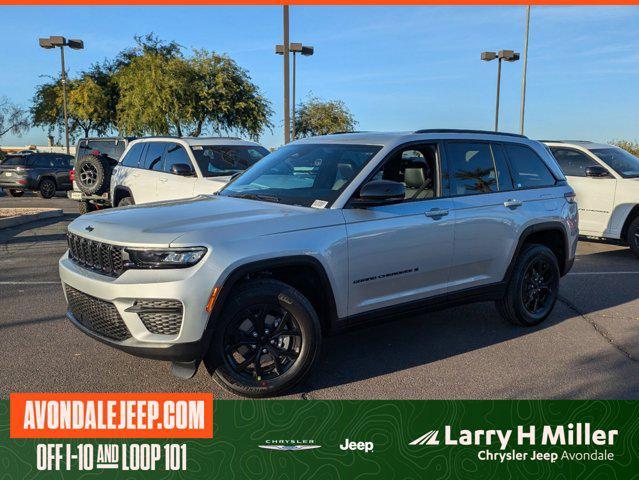 new 2025 Jeep Grand Cherokee car, priced at $45,799