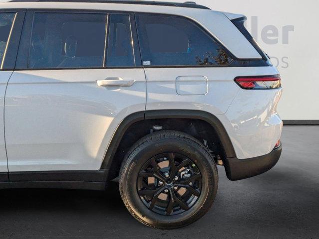 new 2025 Jeep Grand Cherokee car, priced at $45,263