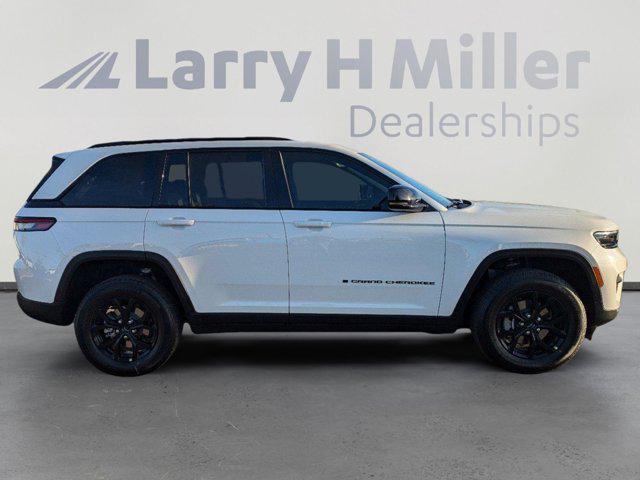 new 2025 Jeep Grand Cherokee car, priced at $45,263