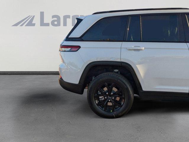 new 2025 Jeep Grand Cherokee car, priced at $45,263