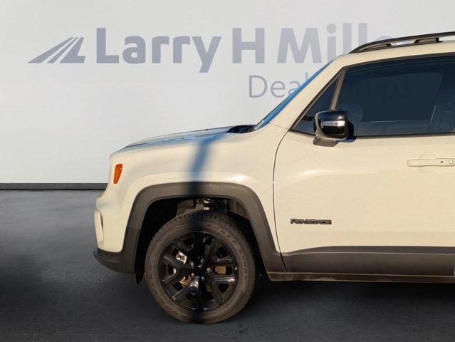 new 2022 Jeep Renegade car, priced at $22,234