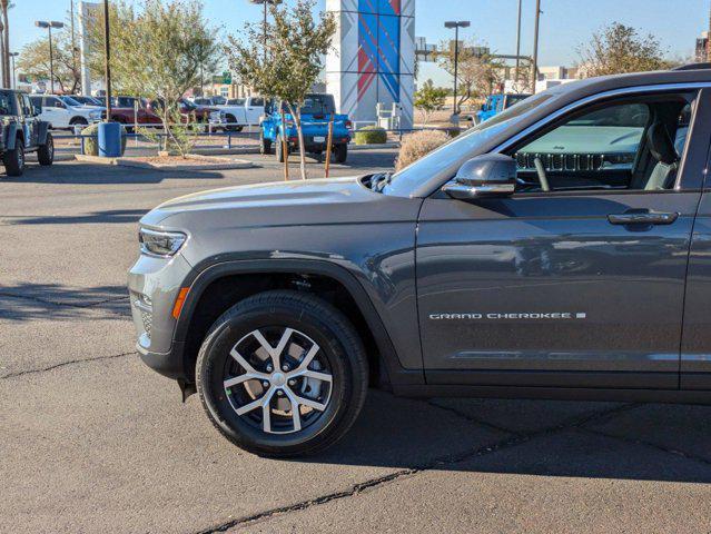 new 2025 Jeep Grand Cherokee car, priced at $48,290