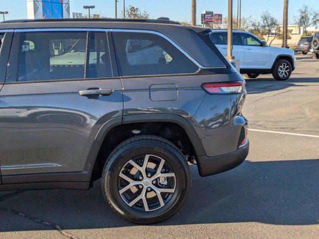 new 2025 Jeep Grand Cherokee car, priced at $48,290