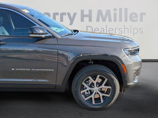 new 2025 Jeep Grand Cherokee L car, priced at $464,898