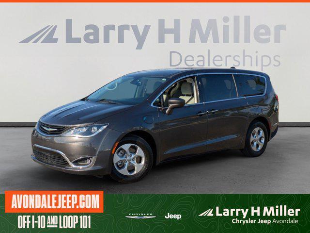 used 2018 Chrysler Pacifica Hybrid car, priced at $15,577