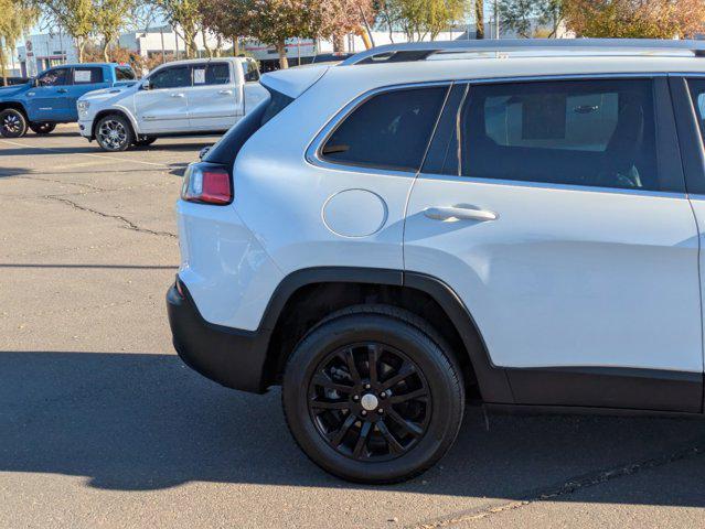 used 2021 Jeep Cherokee car, priced at $15,377