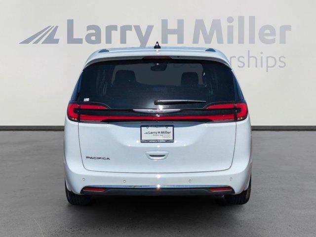 new 2024 Chrysler Pacifica car, priced at $38,499