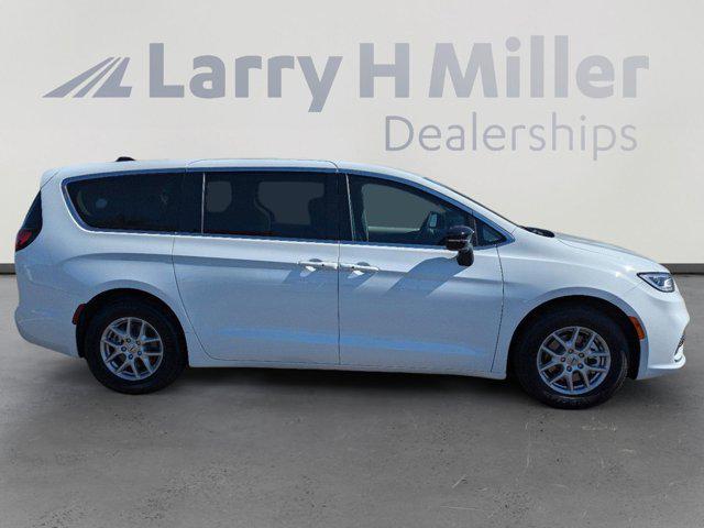 new 2024 Chrysler Pacifica car, priced at $38,499