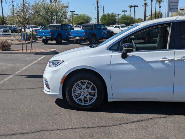 new 2024 Chrysler Pacifica car, priced at $38,499