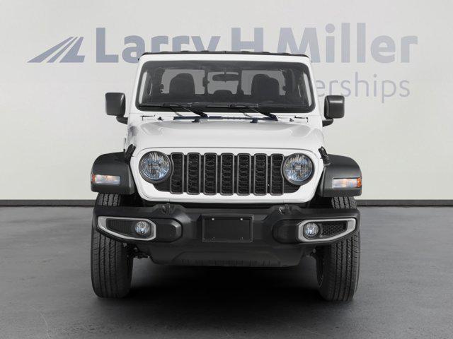 new 2025 Jeep Gladiator car, priced at $47,772