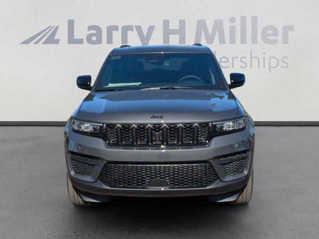 new 2025 Jeep Grand Cherokee car, priced at $47,525