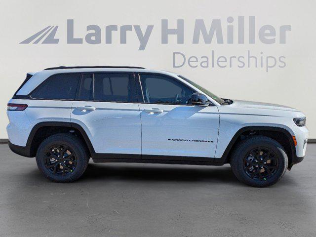 new 2025 Jeep Grand Cherokee car, priced at $43,263