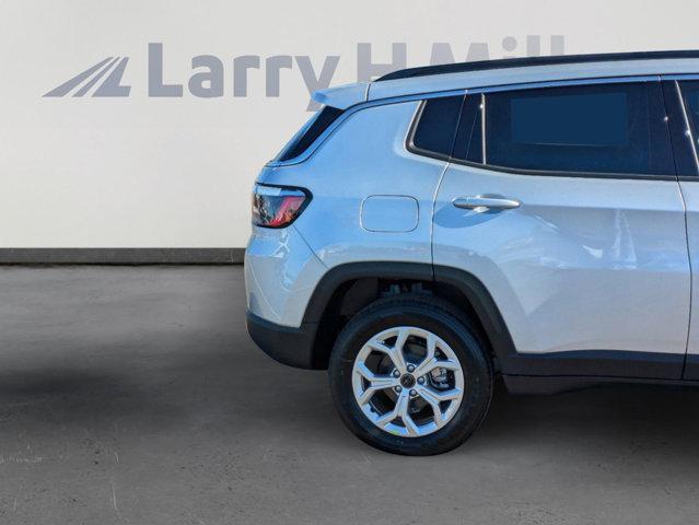 new 2025 Jeep Compass car, priced at $30,360