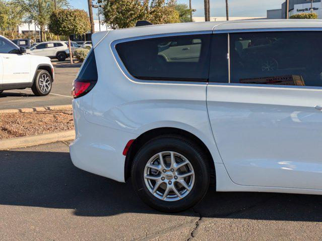 new 2025 Chrysler Pacifica car, priced at $42,792