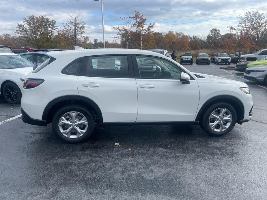 new 2025 Honda HR-V car, priced at $28,455