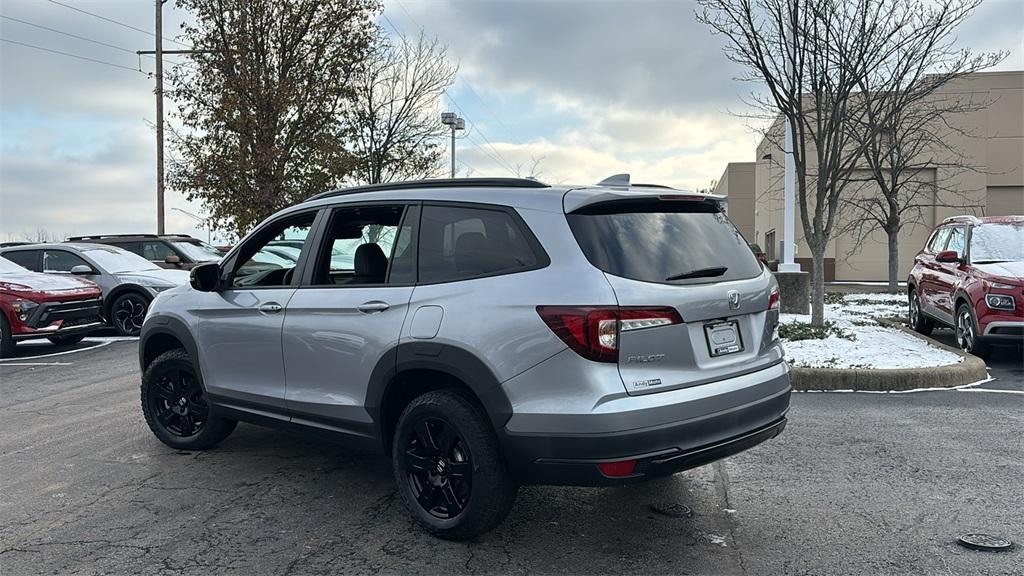 used 2022 Honda Pilot car, priced at $36,217