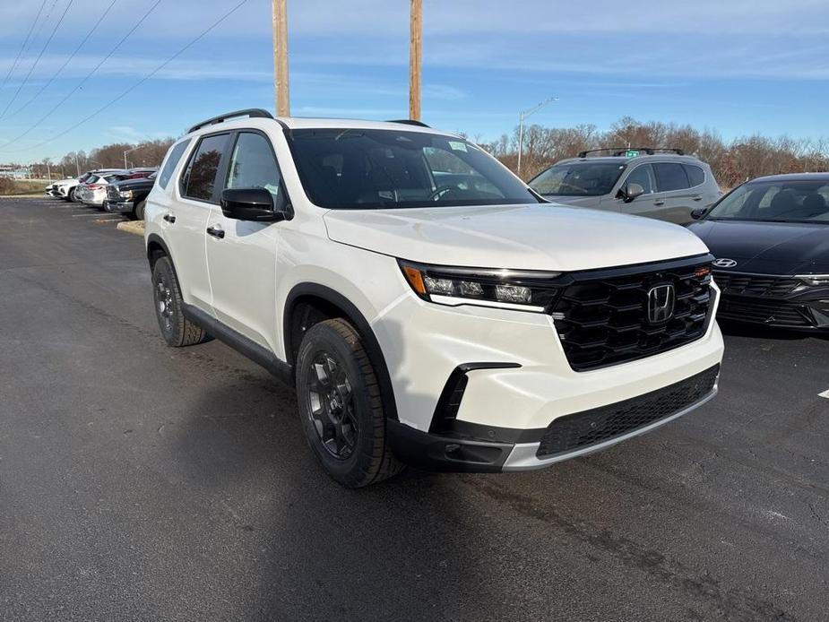 new 2025 Honda Pilot car, priced at $50,000