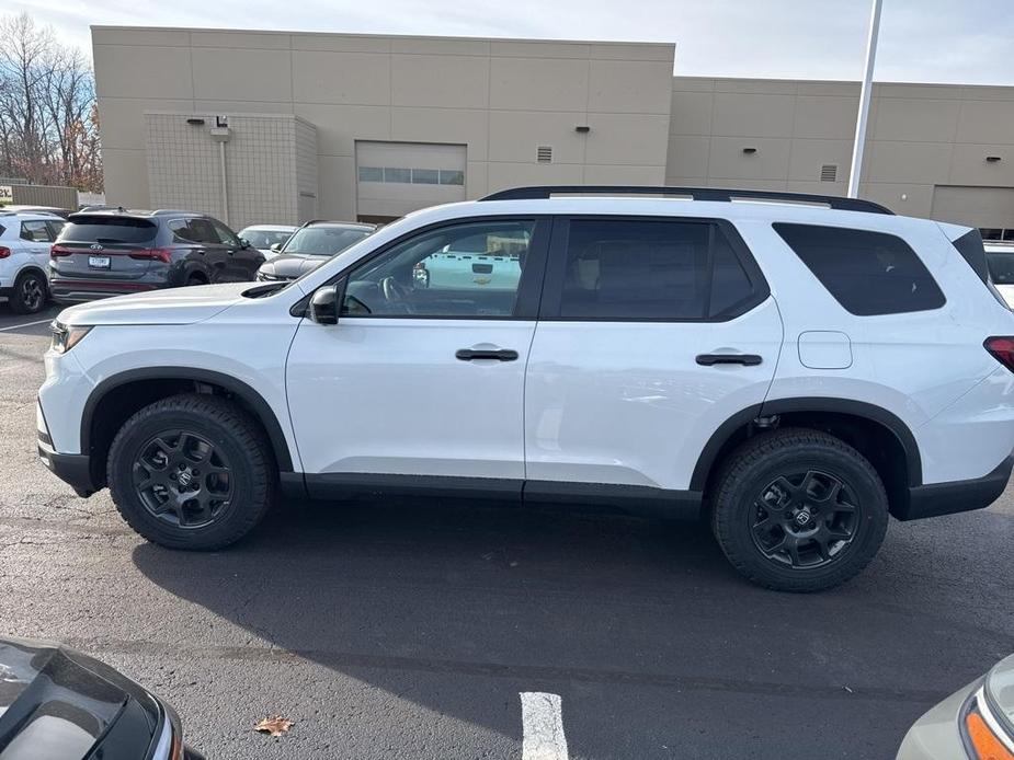 new 2025 Honda Pilot car, priced at $50,000