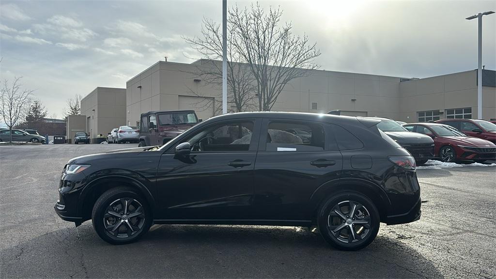 used 2025 Honda HR-V car, priced at $30,431