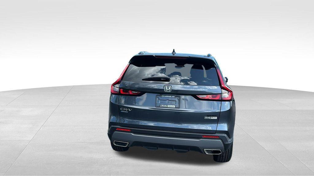 used 2024 Honda CR-V Hybrid car, priced at $31,582