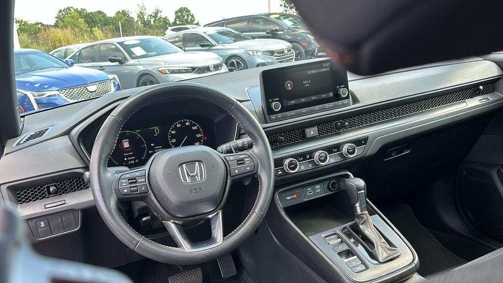 used 2024 Honda CR-V Hybrid car, priced at $31,582