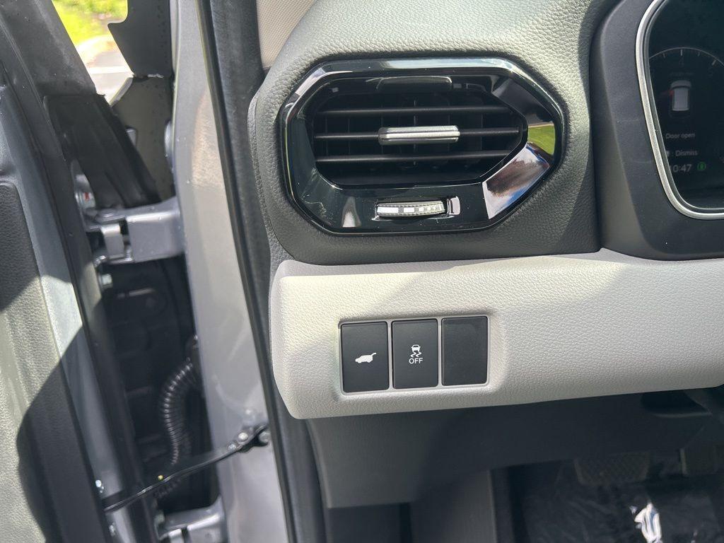 new 2025 Honda Pilot car, priced at $51,550