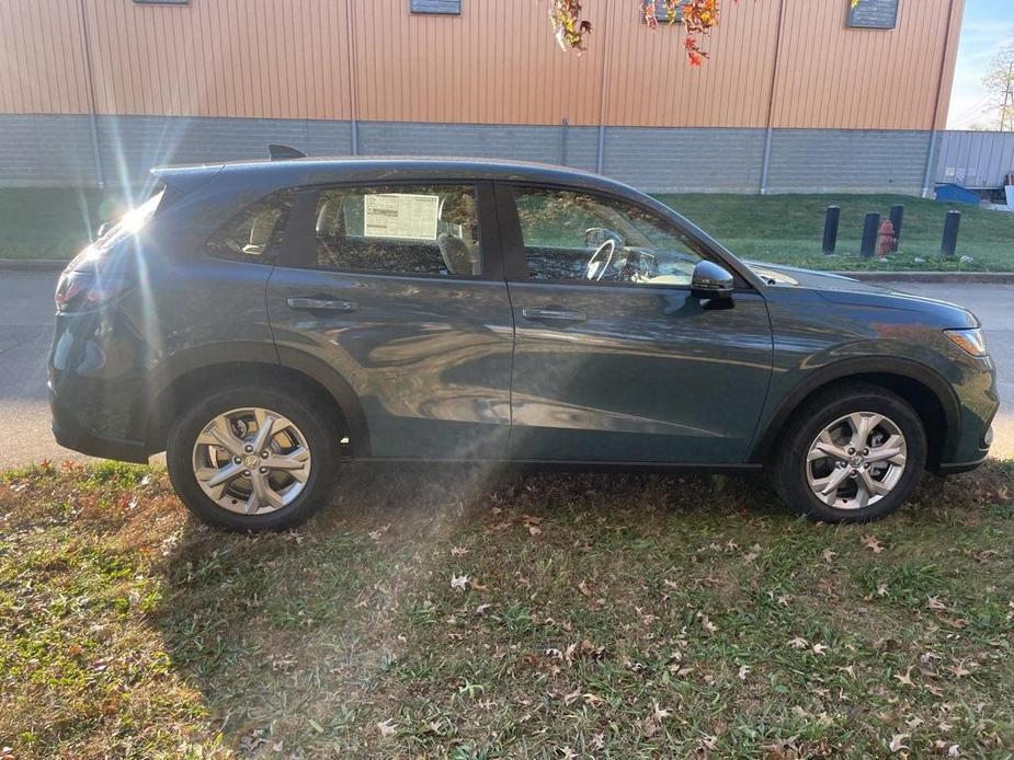 new 2025 Honda HR-V car, priced at $28,455