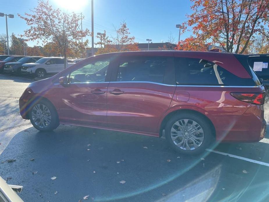 new 2025 Honda Odyssey car, priced at $47,210