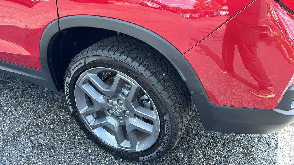 used 2023 Honda Passport car, priced at $29,556