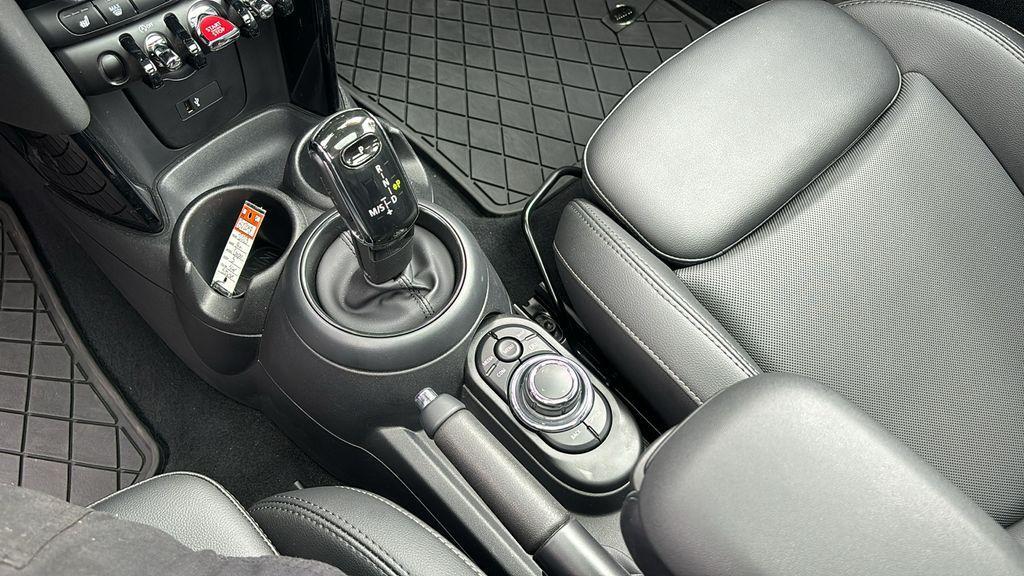 used 2023 MINI Hardtop car, priced at $25,759