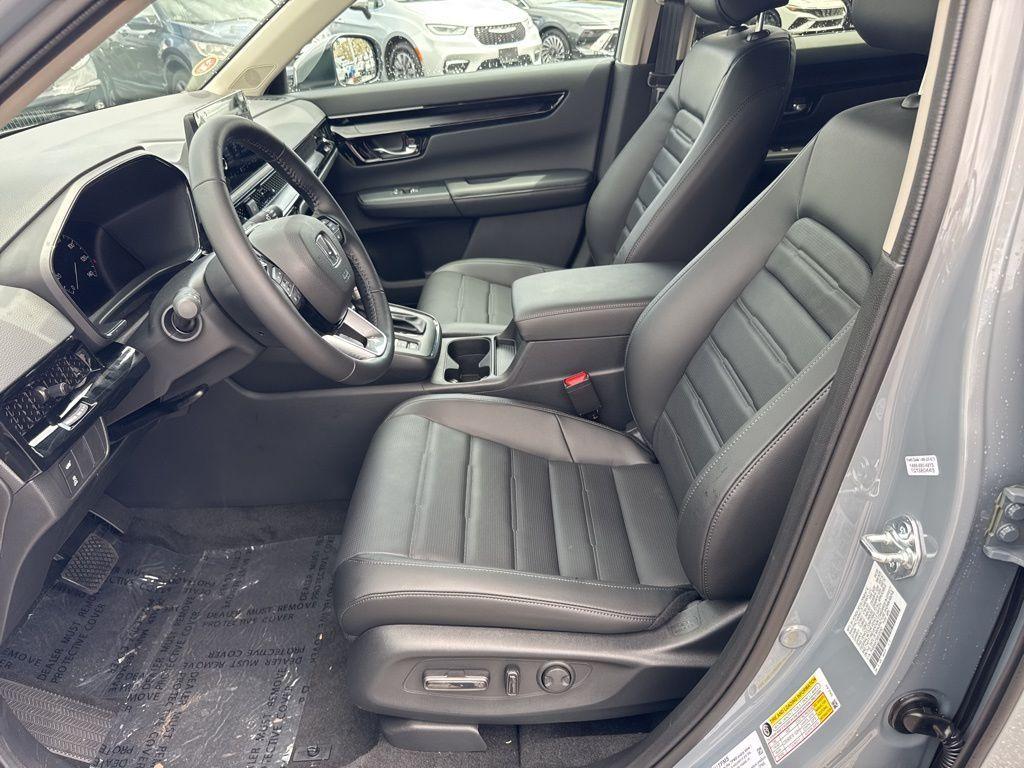 new 2025 Honda CR-V car, priced at $37,028